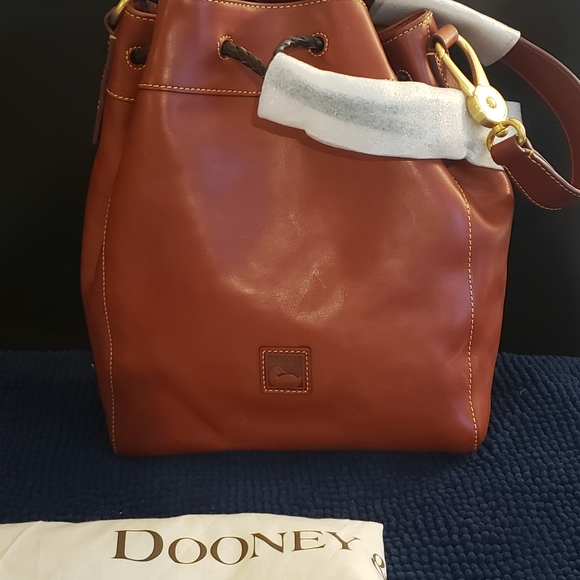 Dooney & Bourke Florentine Leather Large Hattie Shoulder Bag - Picture 1 of 7